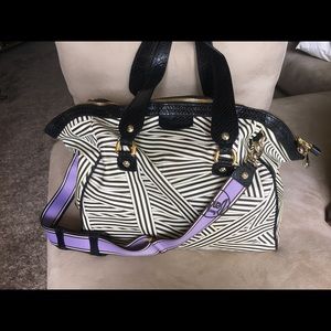 Leather weekender duffel bag